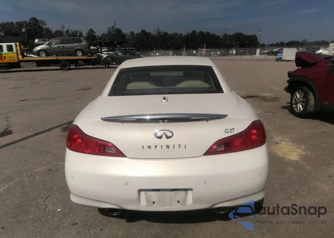 2010 Infiniti G37 z USA, uszkodzony, nr VIN JN1CV6FE2AM353874